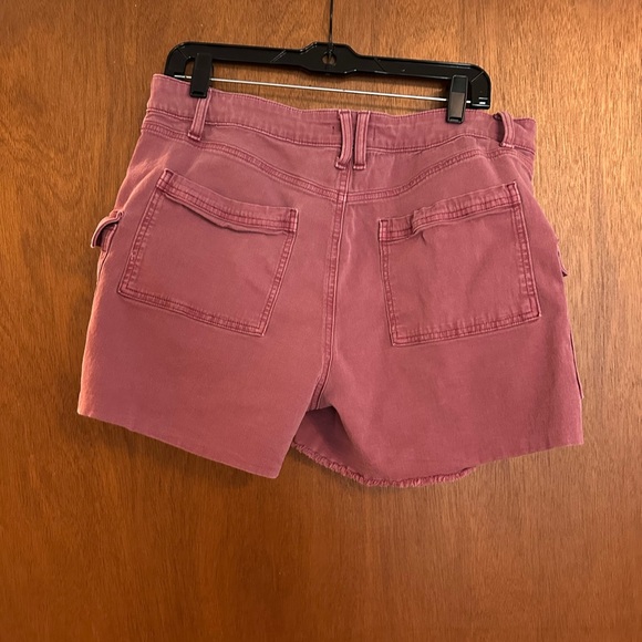 Maurices Women's Cargo Shorts - Dusty Pink - Picture 3 of 4